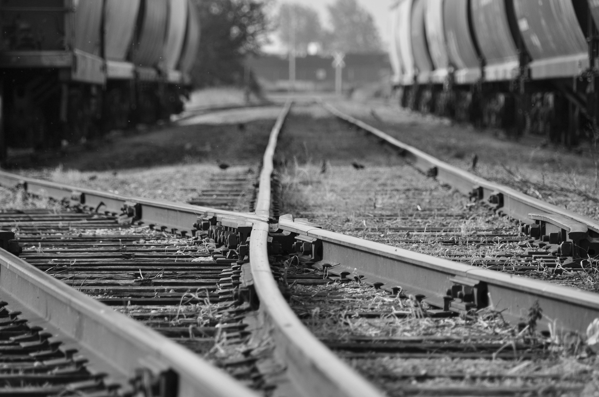 train-4299879_1920